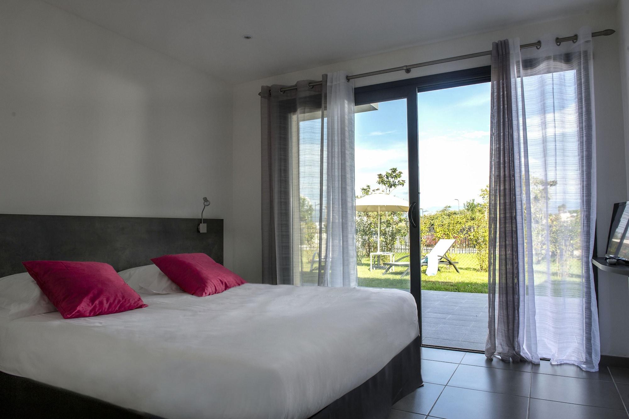 Suite Home Porticcio Портисио Екстериор снимка